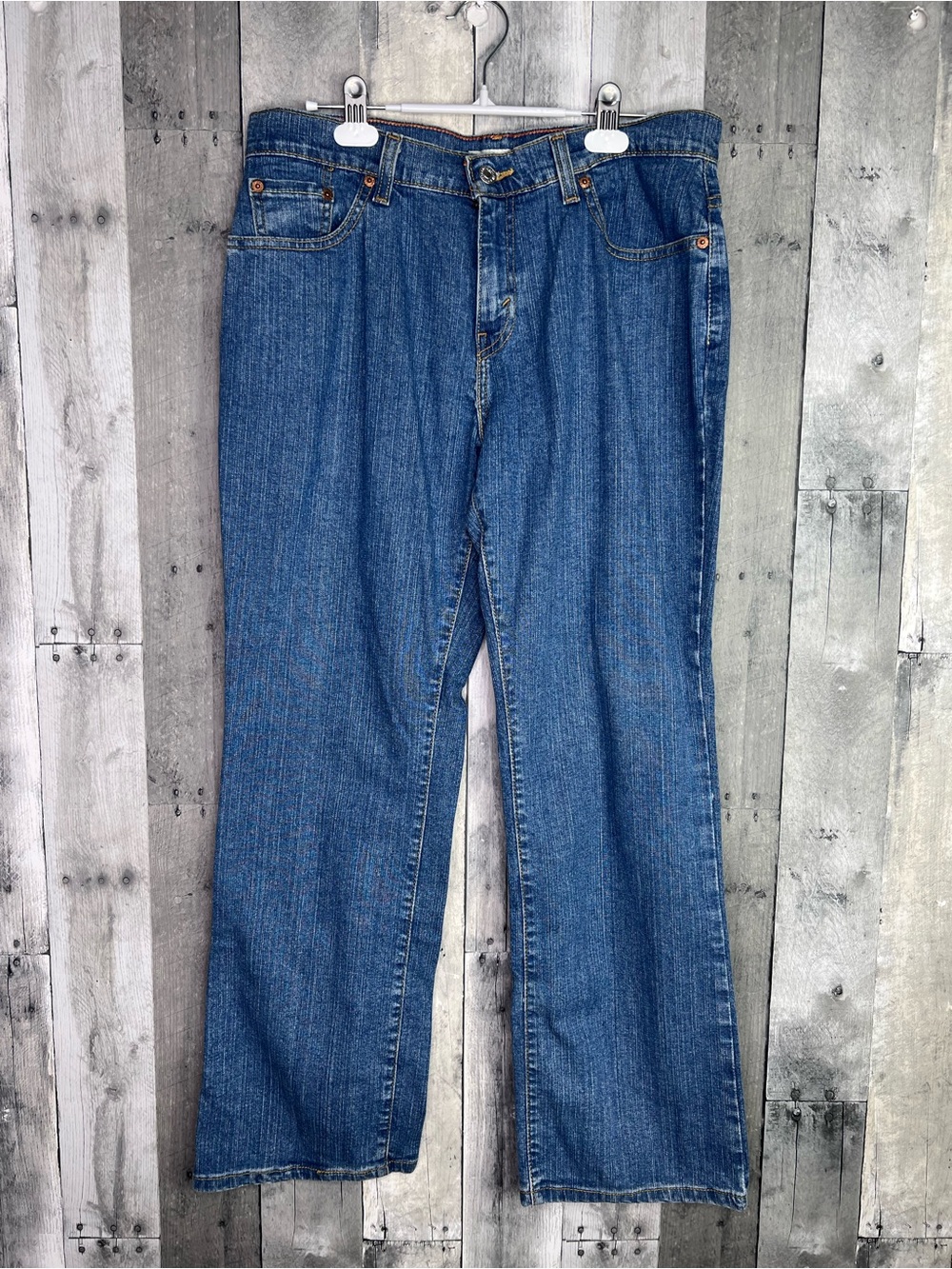 LEVIS 550 Medium Wash Blue Jeans Relaxed Bootcut Size 10